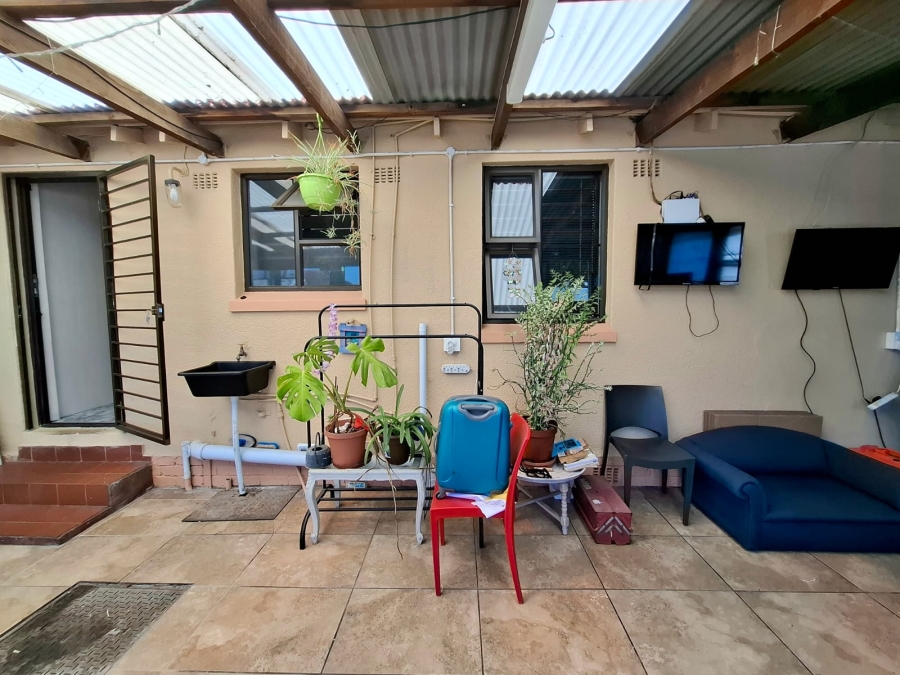 To Let 3 Bedroom Property for Rent in Ruyterwacht Western Cape